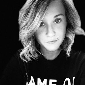 Meet your Posher, April